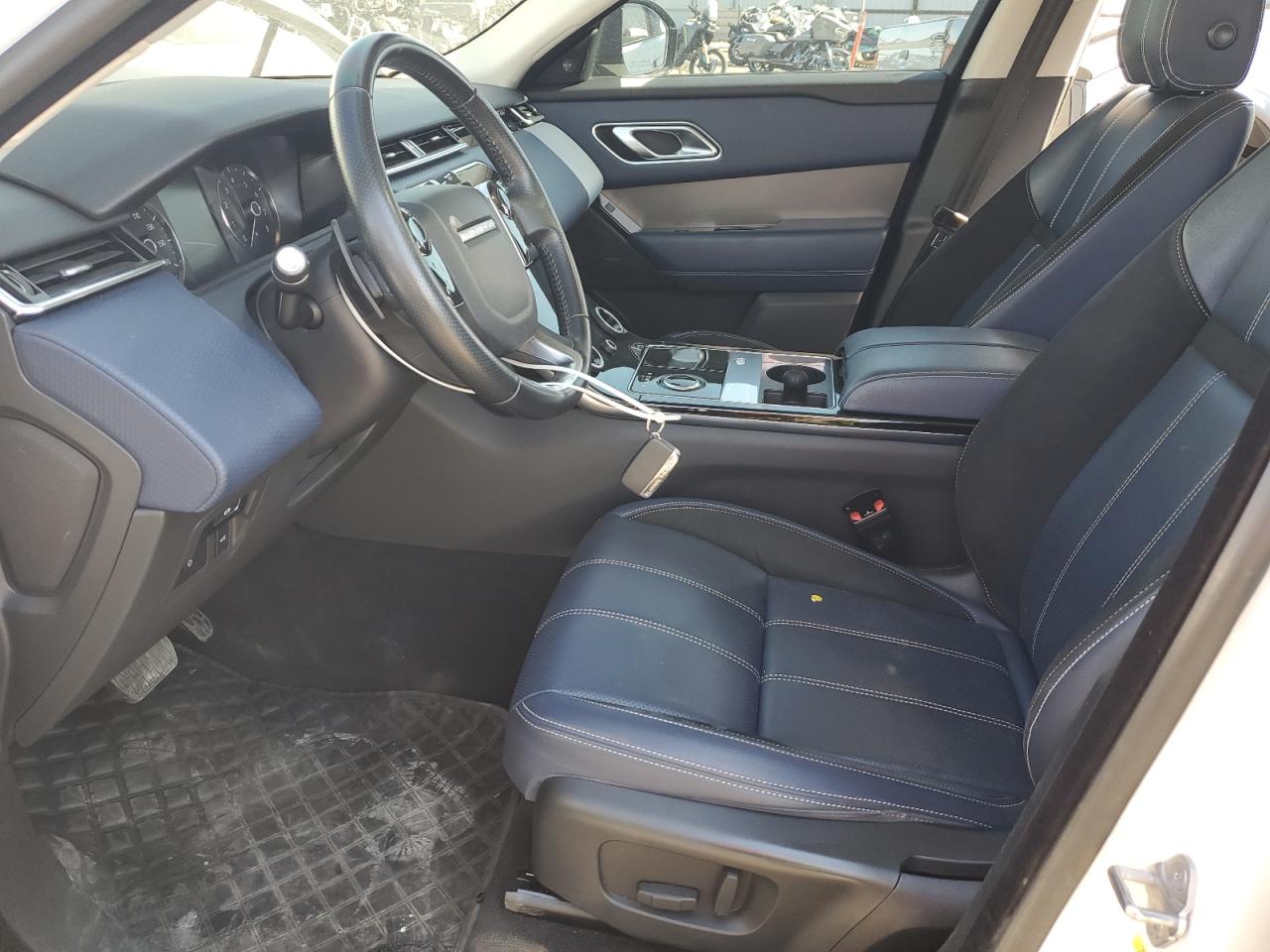 2018 Land Rover Range Rover Velar S VIN: SALYB2RX0JA770552 Lot: 68852035