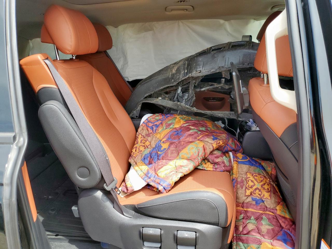 2024 Kia Carnival Sx VIN: KNDNE5H32R6351912 Lot: 69296475