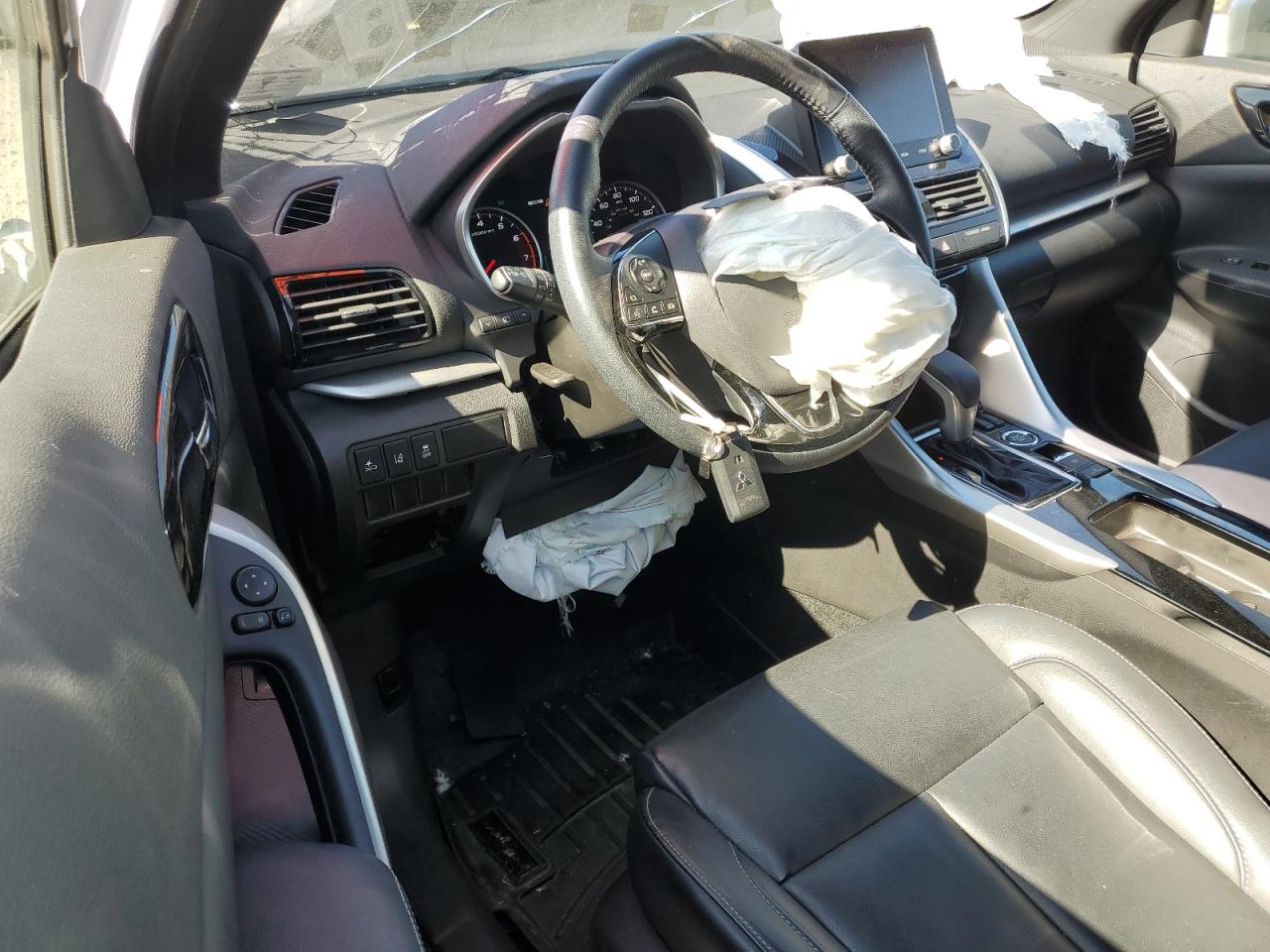 2022 Mitsubishi Eclipse Cross Se VIN: JA4ATWAA2NZ055200 Lot: 70153845