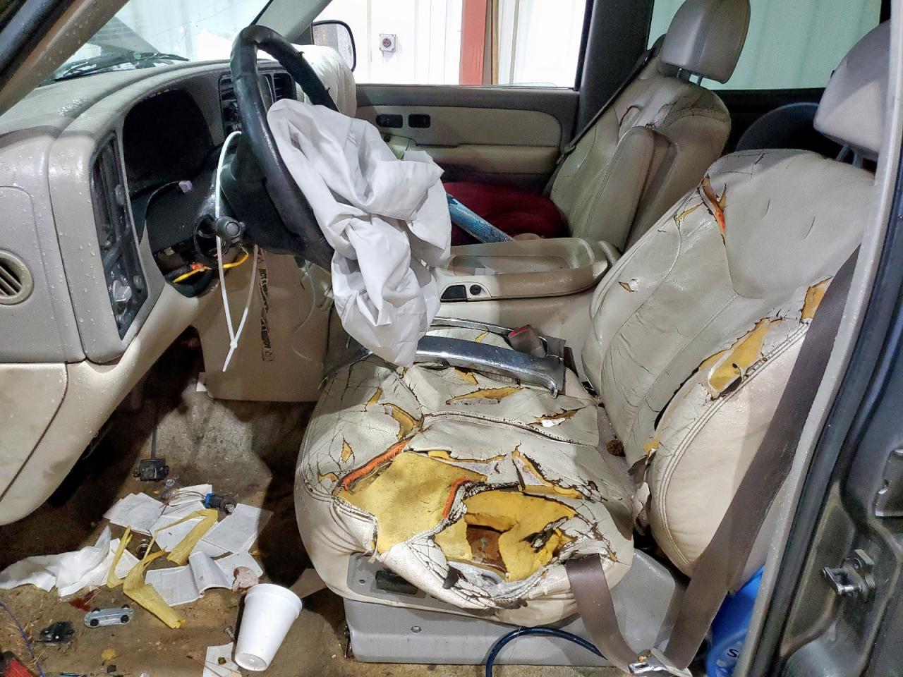 2000 GMC Yukon VIN: 1GKEC13V7YJ175866 Lot: 71016375