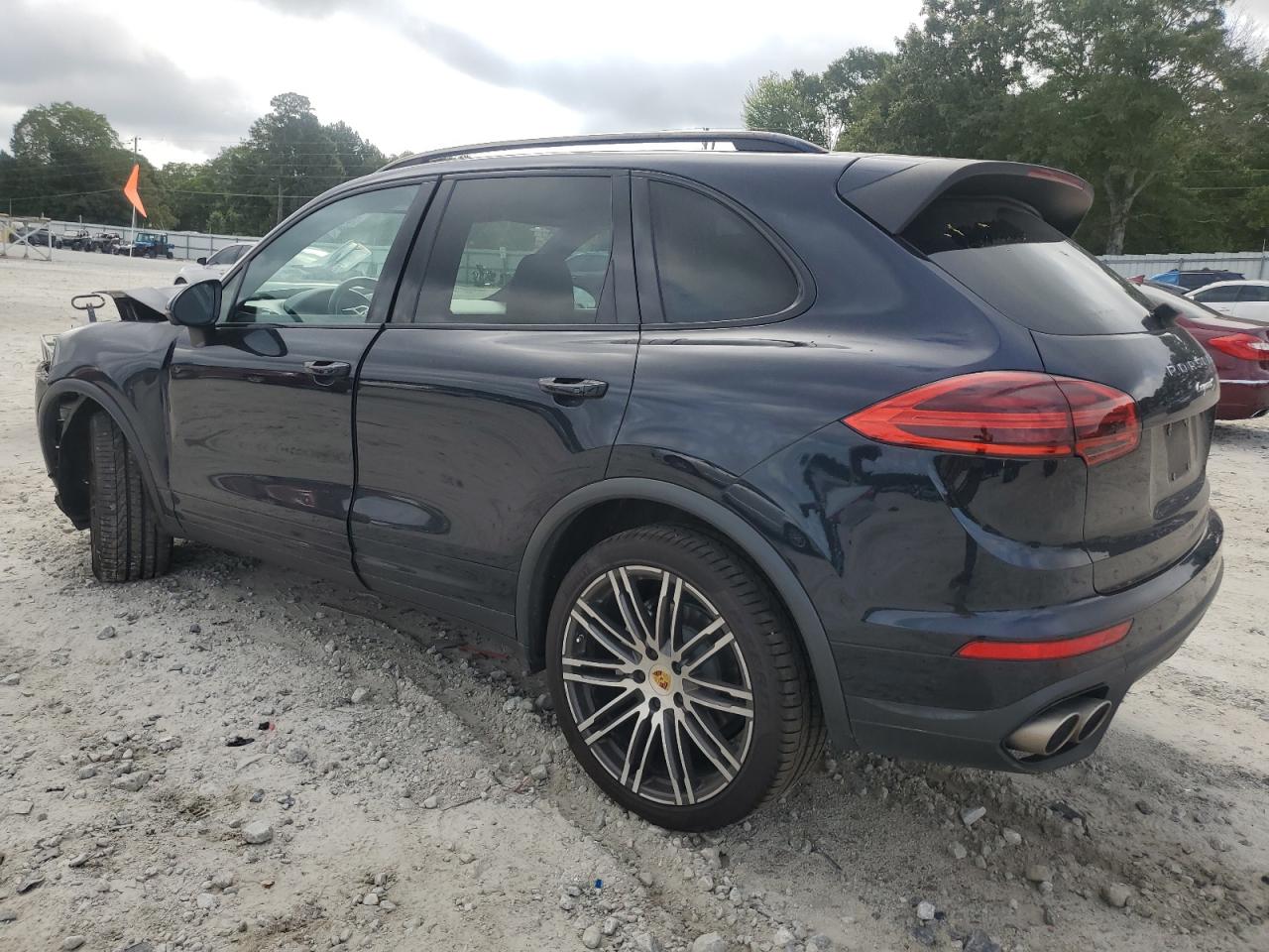 2016 Porsche Cayenne S blue null gas WP1AB2A28GLA96848 photo #3