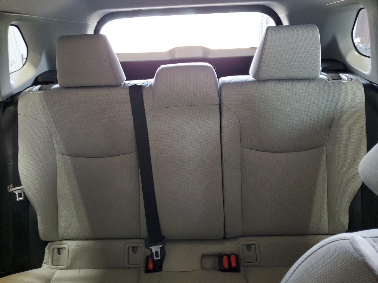 2022 Toyota Corolla Cross L VIN: 7MUAAABG5NV036228 Lot: 70041715