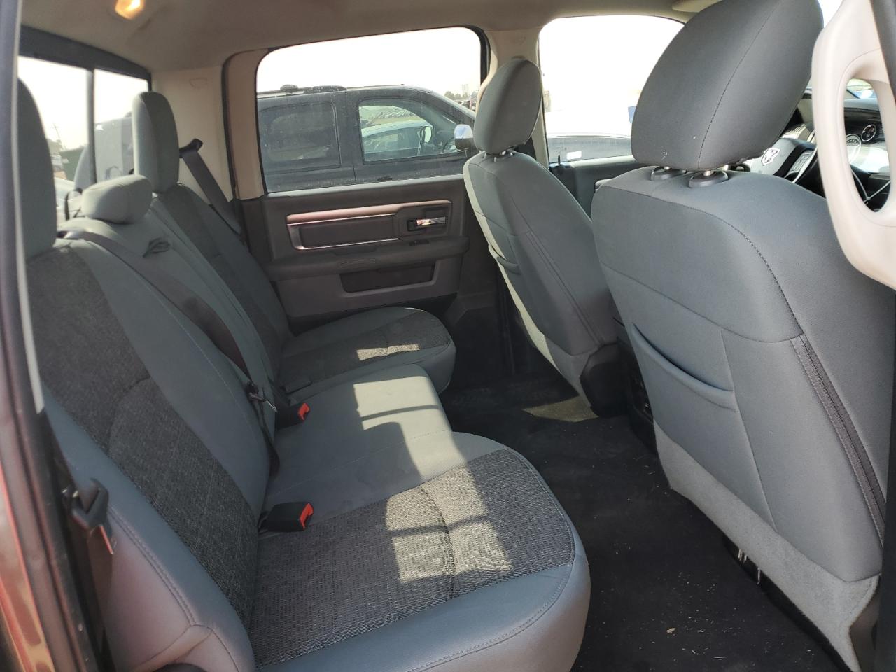 2016 Ram 1500 Slt VIN: 1C6RR7LG0GS321346 Lot: 68596105
