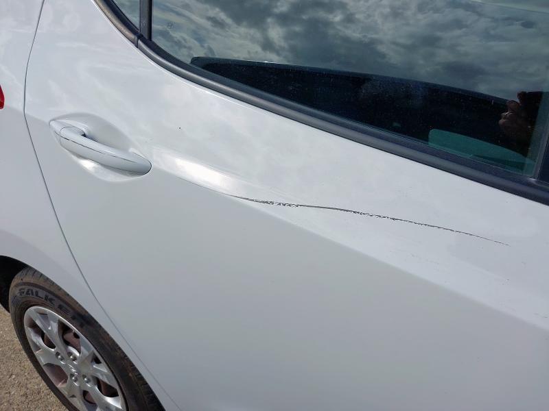 2016 HYUNDAI I10 SE