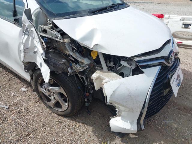 2016 TOYOTA YARIS ICON