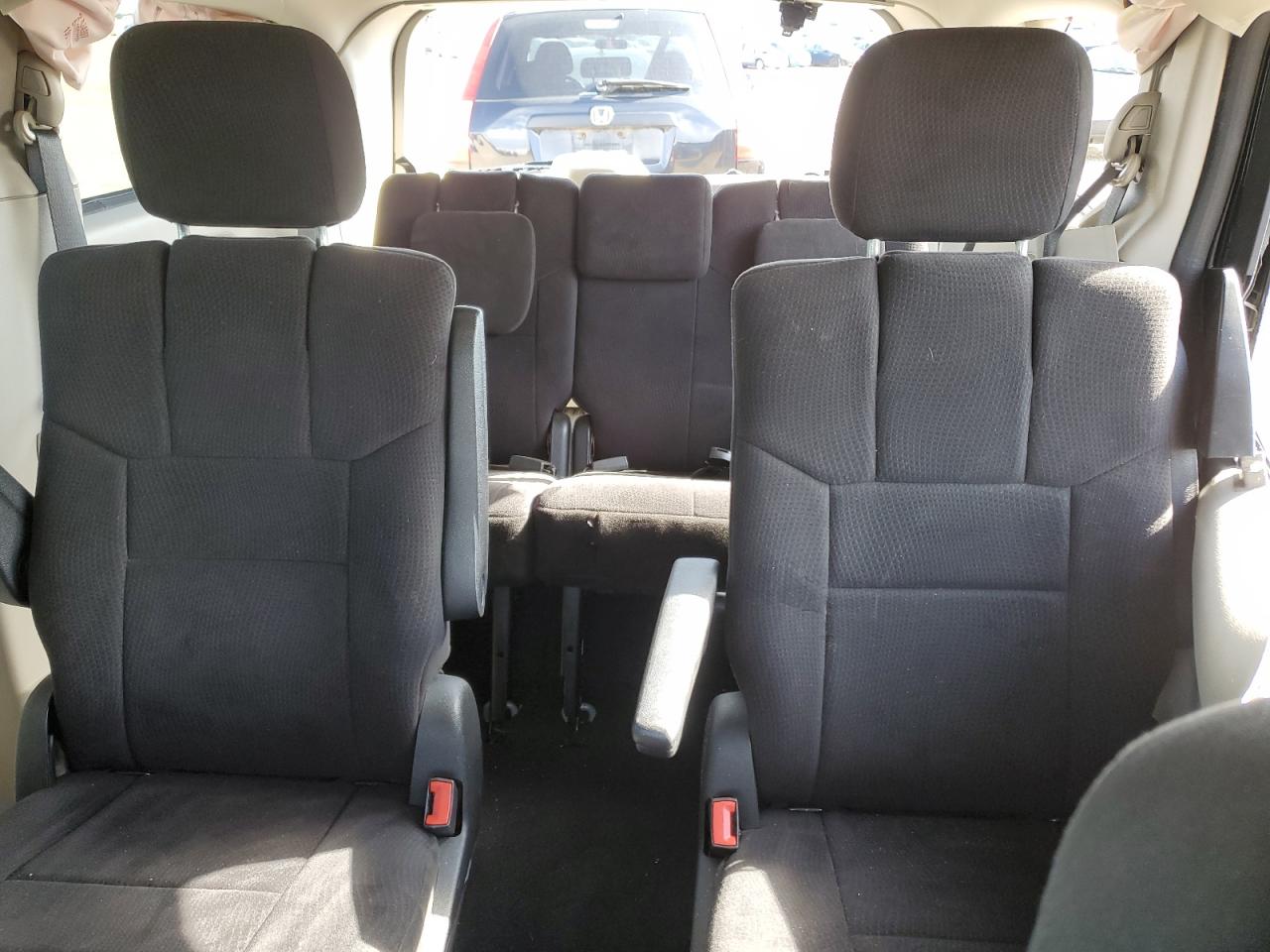 2011 Dodge Grand Caravan Express VIN: 2D4RN4DG2BR721732 Lot: 67642545