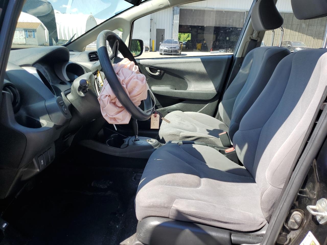 2013 Honda Fit VIN: JHMGE8H38DC074198 Lot: 70598805