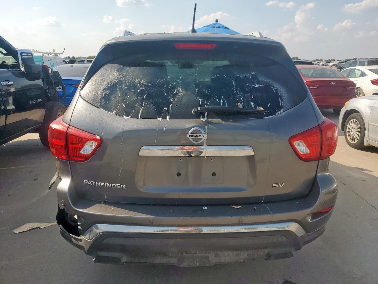 2018 Nissan Pathfinder S VIN: 5N1DR2MN9JC605588 Lot: 69611985