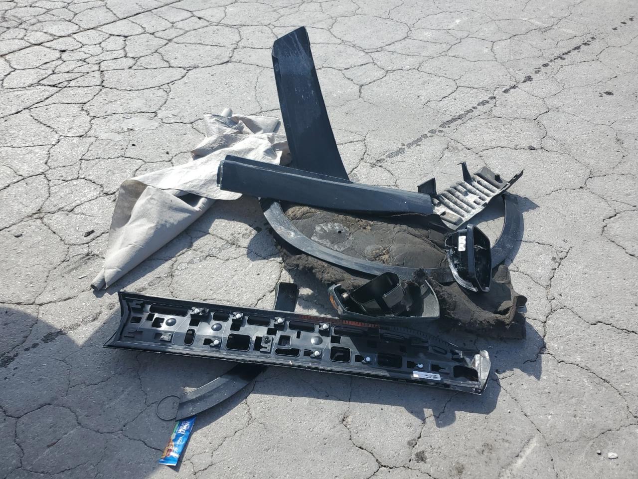 2017 Jeep Wrangler Unlimited Sahara VIN: 1C4BJWEG0HL559086 Lot: 70806045