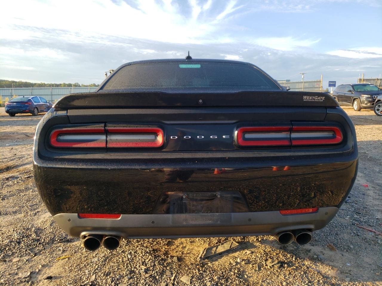 2016 Dodge Challenger Sxt VIN: 2C3CDZAG8GH232230 Lot: 70261945