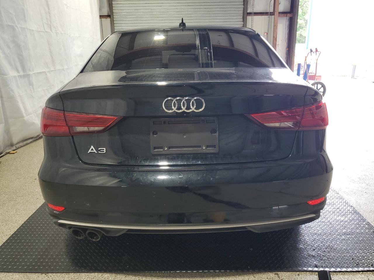 2018 Audi A3 Premium VIN: WAUAUGFF9J1022746 Lot: 68039545
