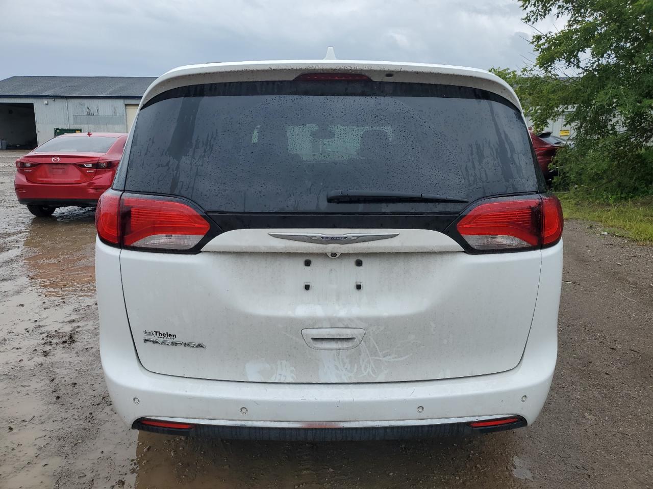 2017 Chrysler Pacifica Touring L VIN: 2C4RC1BG1HR771566 Lot: 70406745