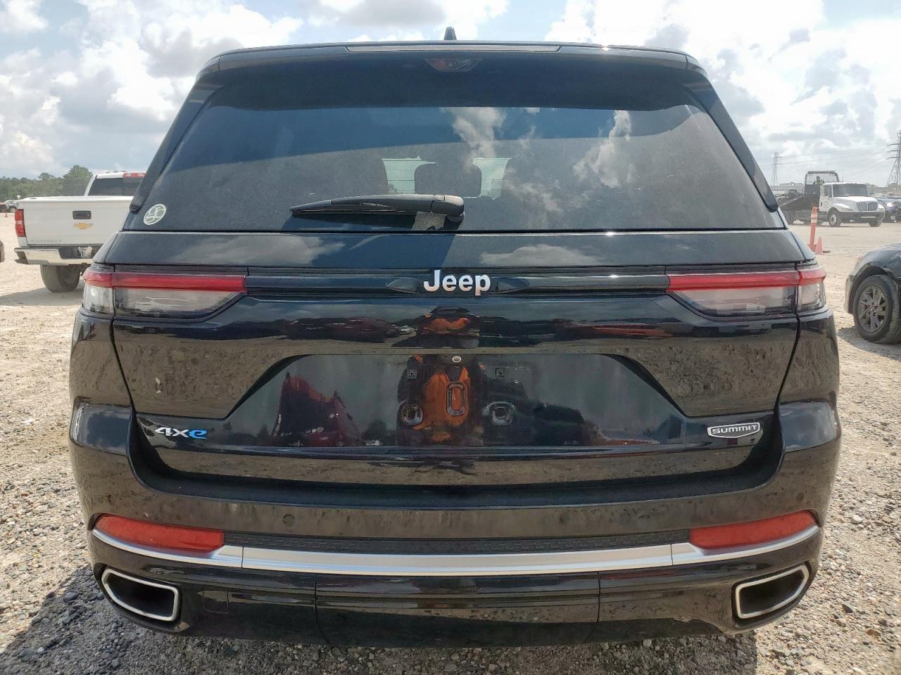 2022 Jeep Grand Cherokee Summit 4Xe VIN: 1C4RJYE6XN8758825 Lot: 70727335