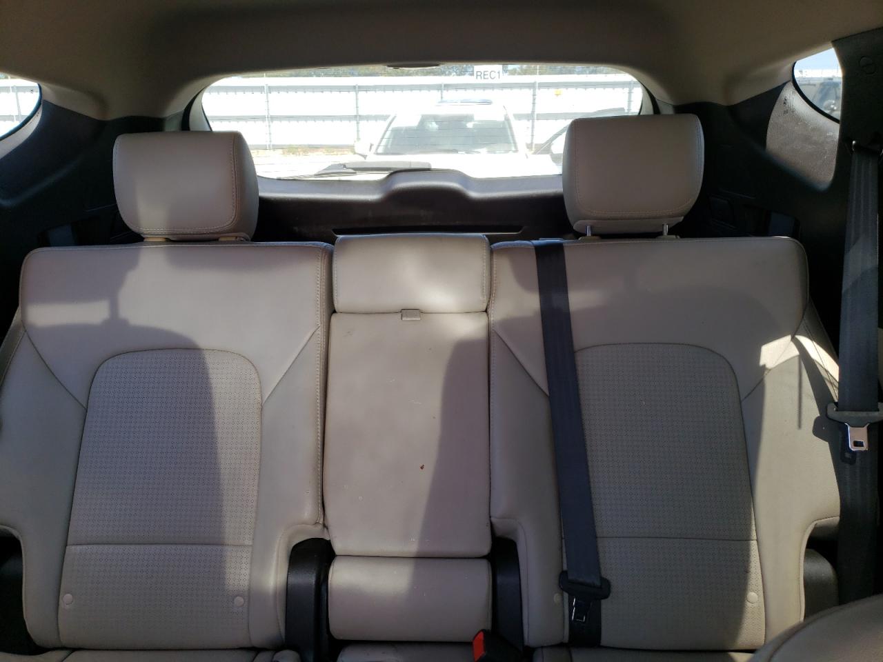 2016 Hyundai Santa Fe Sport VIN: 5XYZU3LB1GG371831 Lot: 68964415