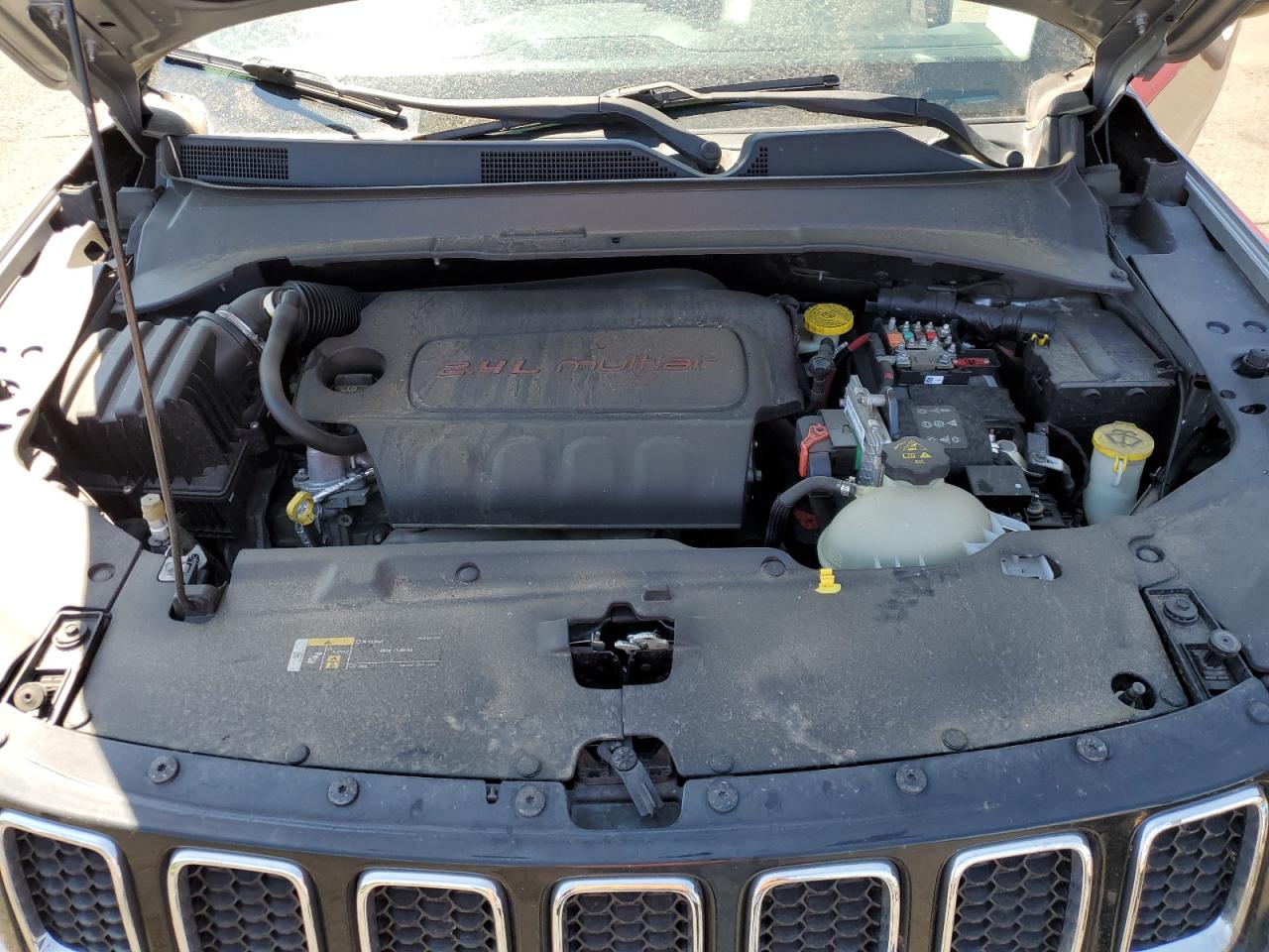 2018 Jeep Compass Latitude VIN: 3C4NJDBB2JT116247 Lot: 68836035