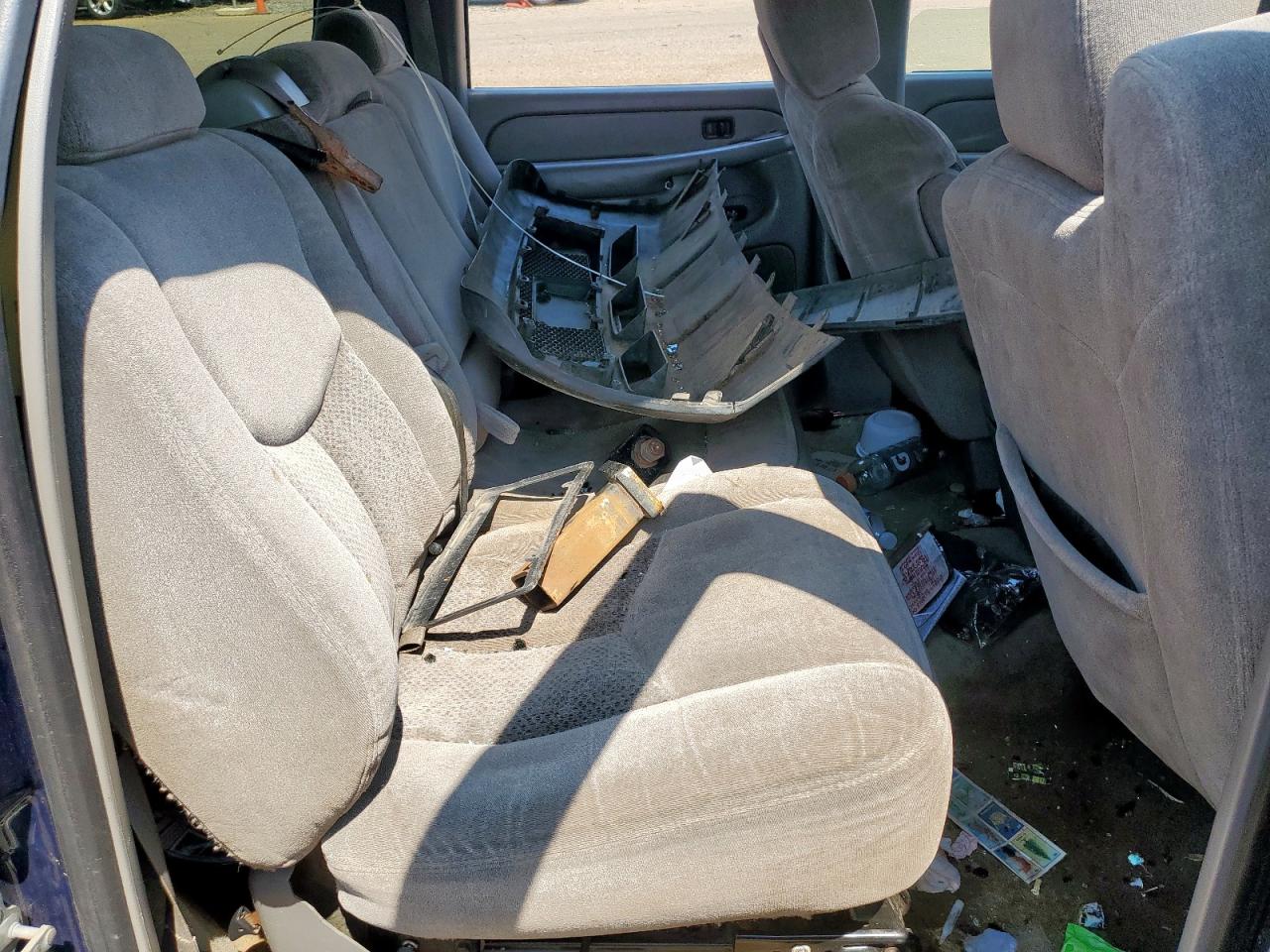 2005 Chevrolet Suburban C1500 VIN: 1GNEC16Z05J109933 Lot: 70501335