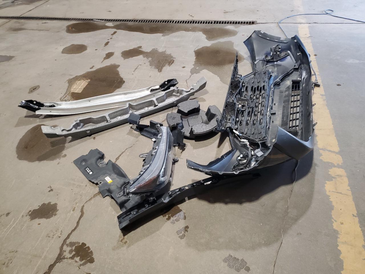 2021 Toyota Rav4 Xle Premium VIN: JTMA1RFV0MD074123 Lot: 70102225