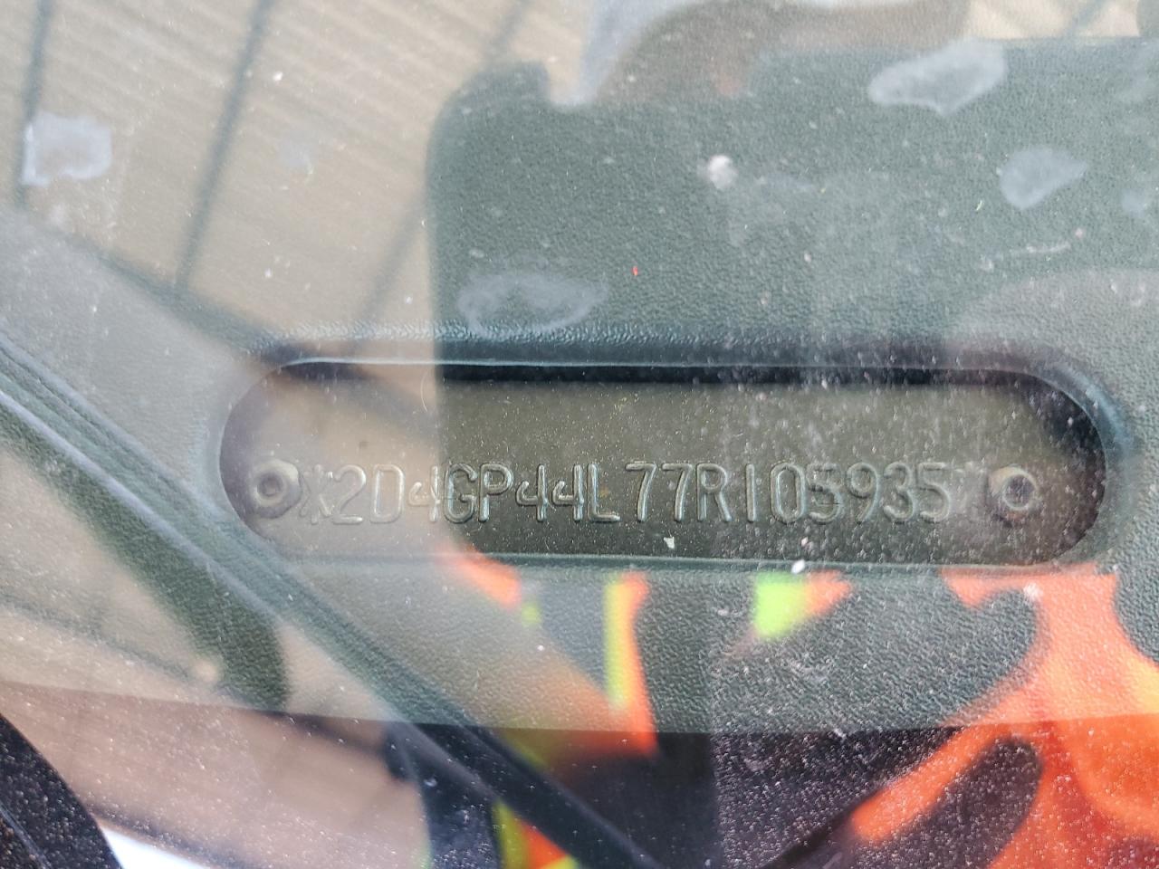 2007 Dodge Grand Caravan Sxt VIN: 2D4GP44L77R105935 Lot: 70229015