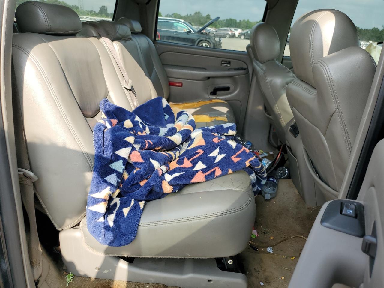 2004 Chevrolet Suburban K1500 VIN: 1GNFK16Z94J262848 Lot: 67368375