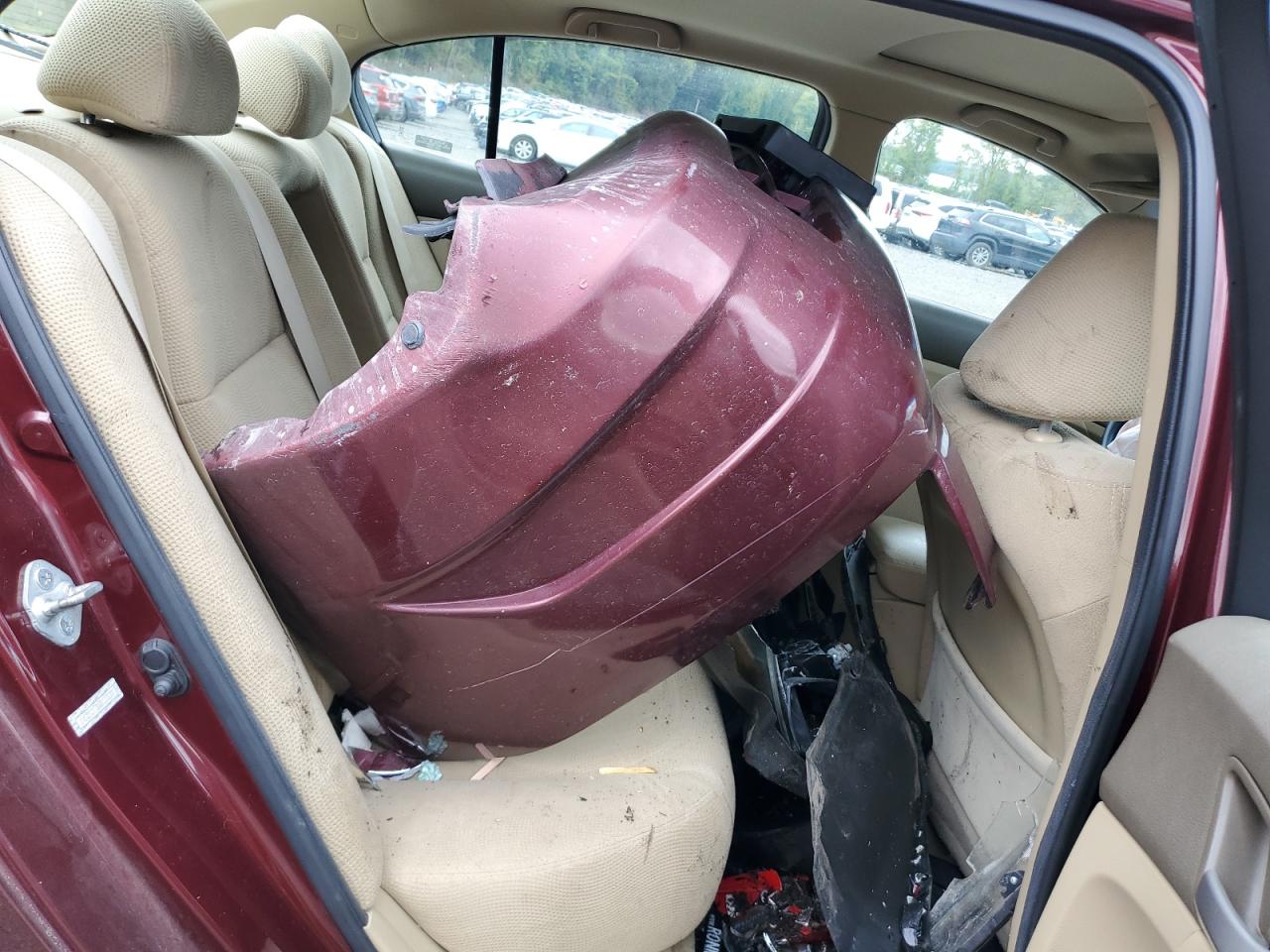 2010 Honda Accord Ex VIN: 1HGCP2F76AA137689 Lot: 70636575