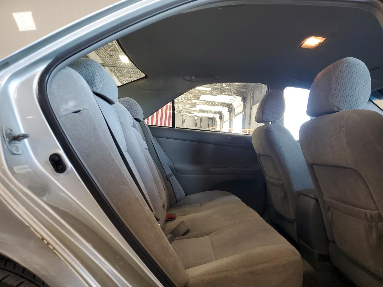 2004 Toyota Camry Le VIN: 4T1BE32K44U272023 Lot: 70470445