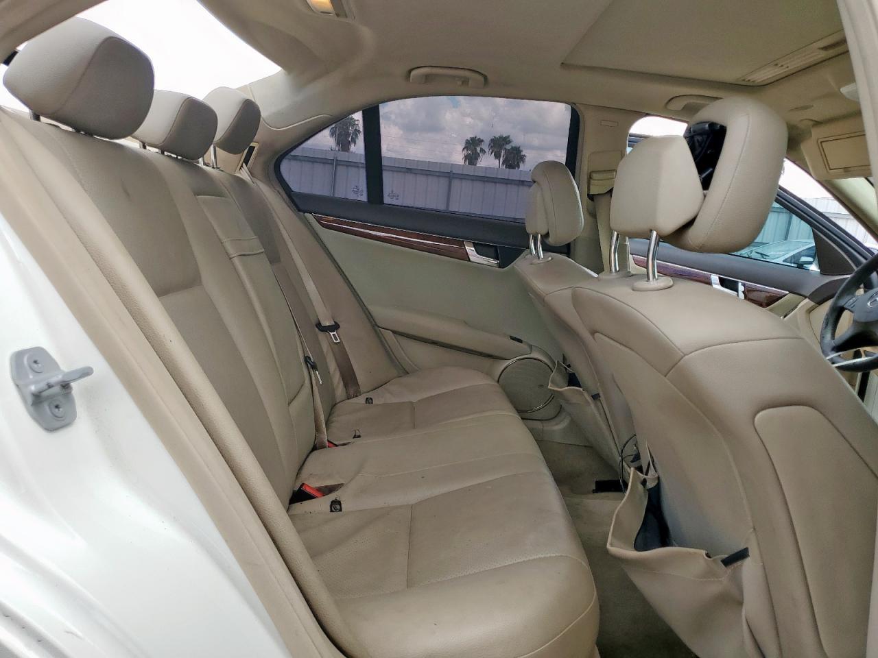 2009 Mercedes-Benz C 300 VIN: WDDGF54XX9R083081 Lot: 69791375
