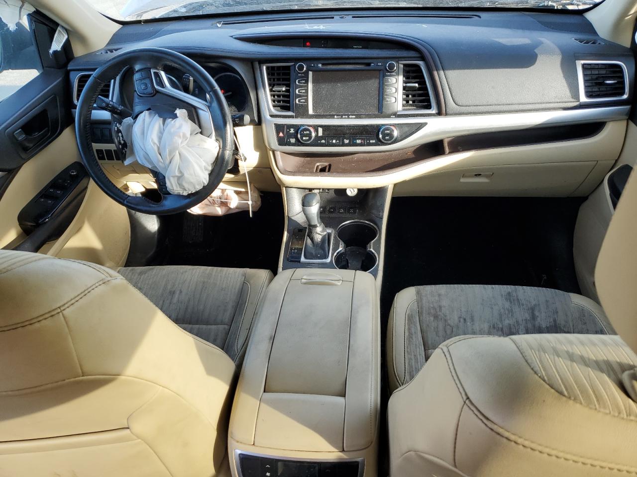 2016 Toyota Highlander Le VIN: 5TDBKRFH7GS324557 Lot: 67136585