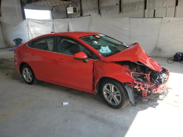  CHEVROLET CRUZE 2017 Czerwony