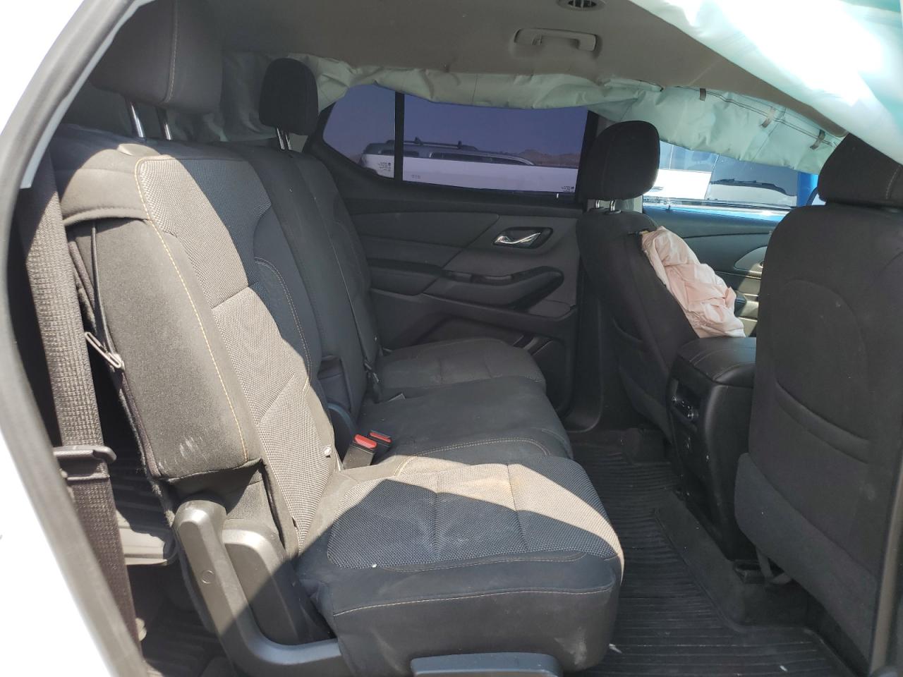 2019 Chevrolet Traverse Ls VIN: 1GNEVFKW4KJ166523 Lot: 70336415