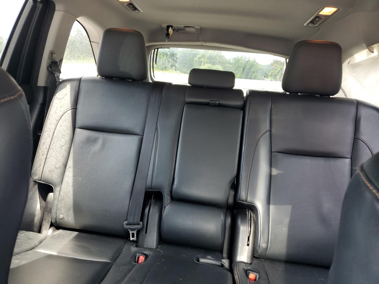 2016 Toyota Highlander Xle VIN: 5TDJKRFH5GS289416 Lot: 69559845