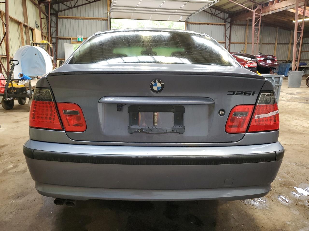 2005 BMW 325 I VIN: WBAEV33425KW19098 Lot: 70896705