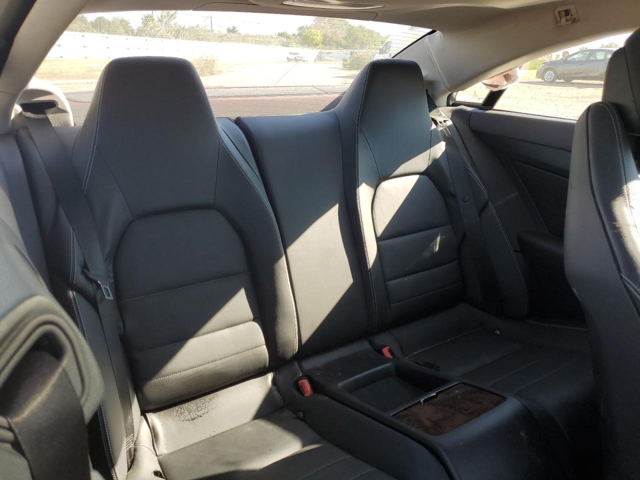 2010 Mercedes-Benz E 350 VIN: WDDKJ5GB9AF022996 Lot: 70334295