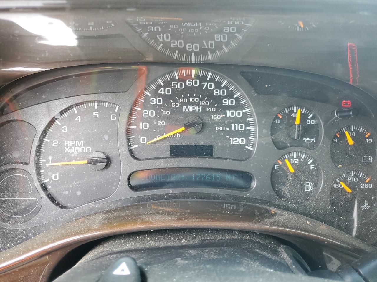 2004 Chevrolet Tahoe C1500 VIN: 1GNEC13T74R276242 Lot: 70556415