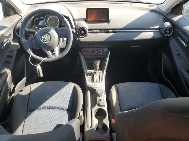  TOYOTA YARIS 2017 Szary
