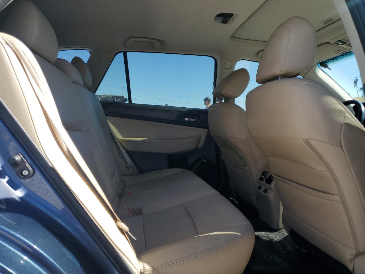 2016 Subaru Outback 2.5I Limited VIN: 4S4BSBNC5G3301482 Lot: 69316945