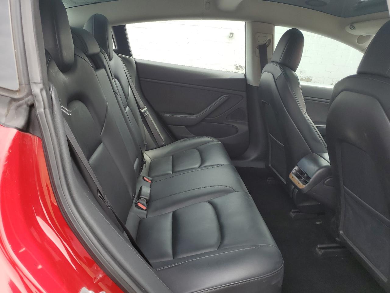 2018 Tesla Model 3 VIN: 5YJ3E1EA6JF153832 Lot: 68396055