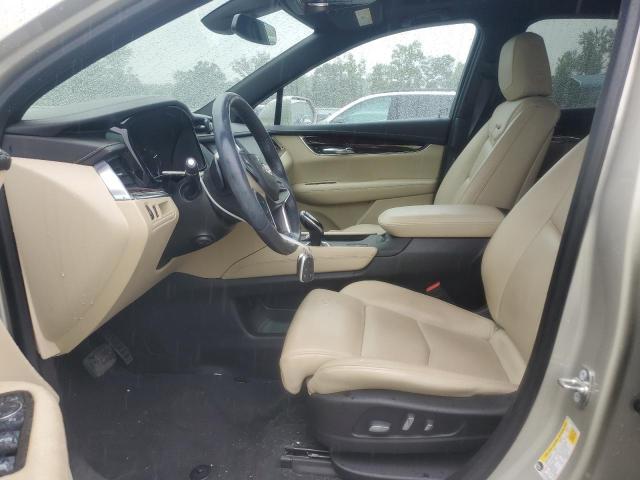  CADILLAC XT5 2017 Кремовый