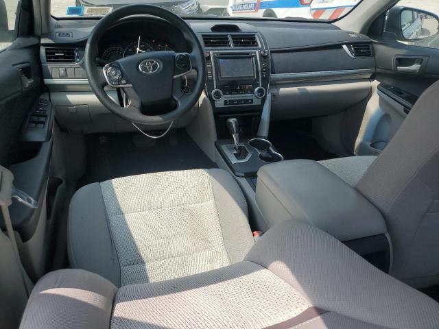  TOYOTA CAMRY 2012 Srebrny