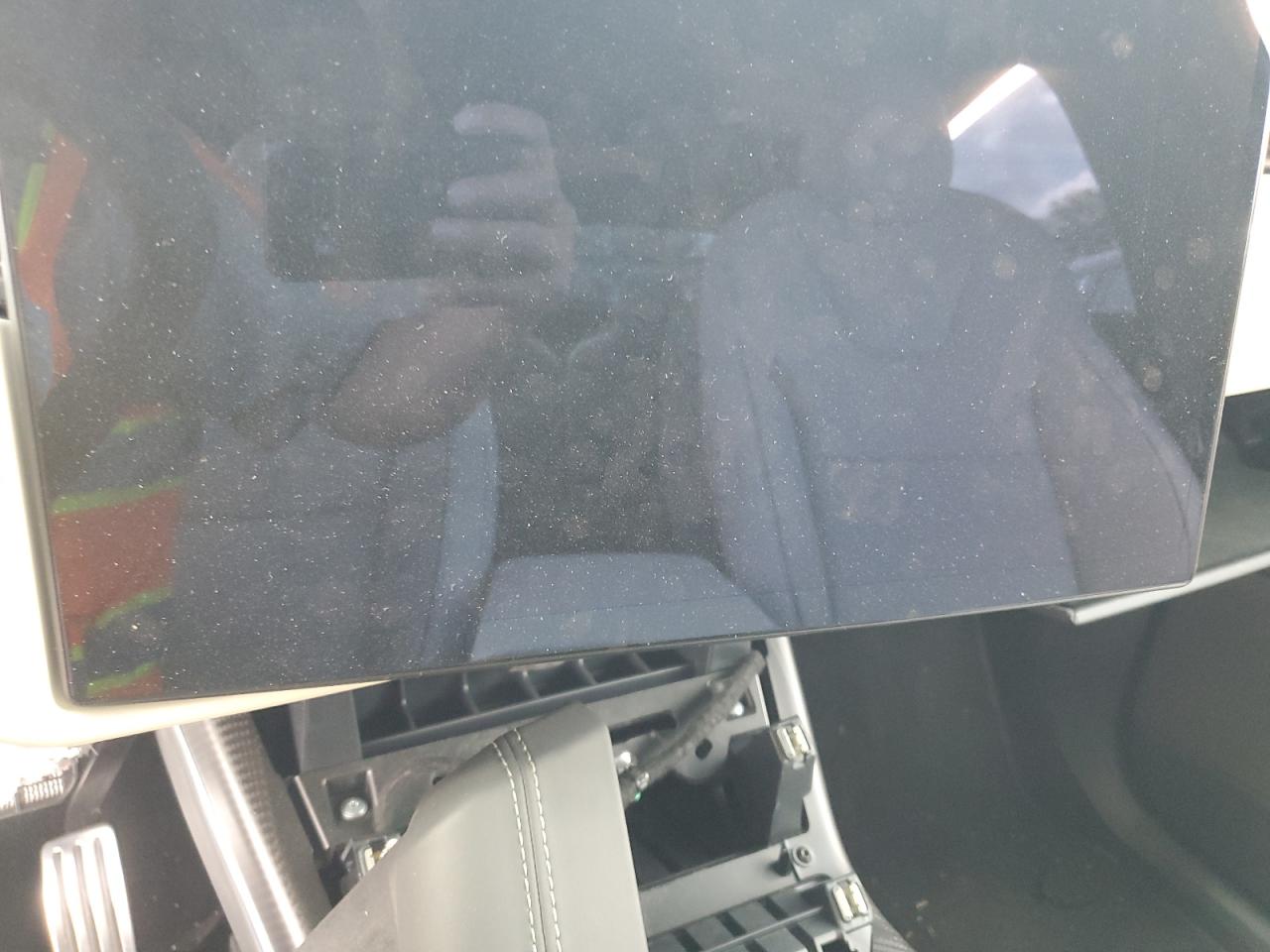 2024 Tesla Model X VIN: 7SAXCBE64RF453182 Lot: 67969375