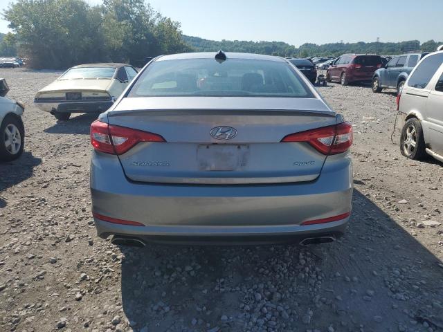 Sedans HYUNDAI SONATA 2015 Srebrny