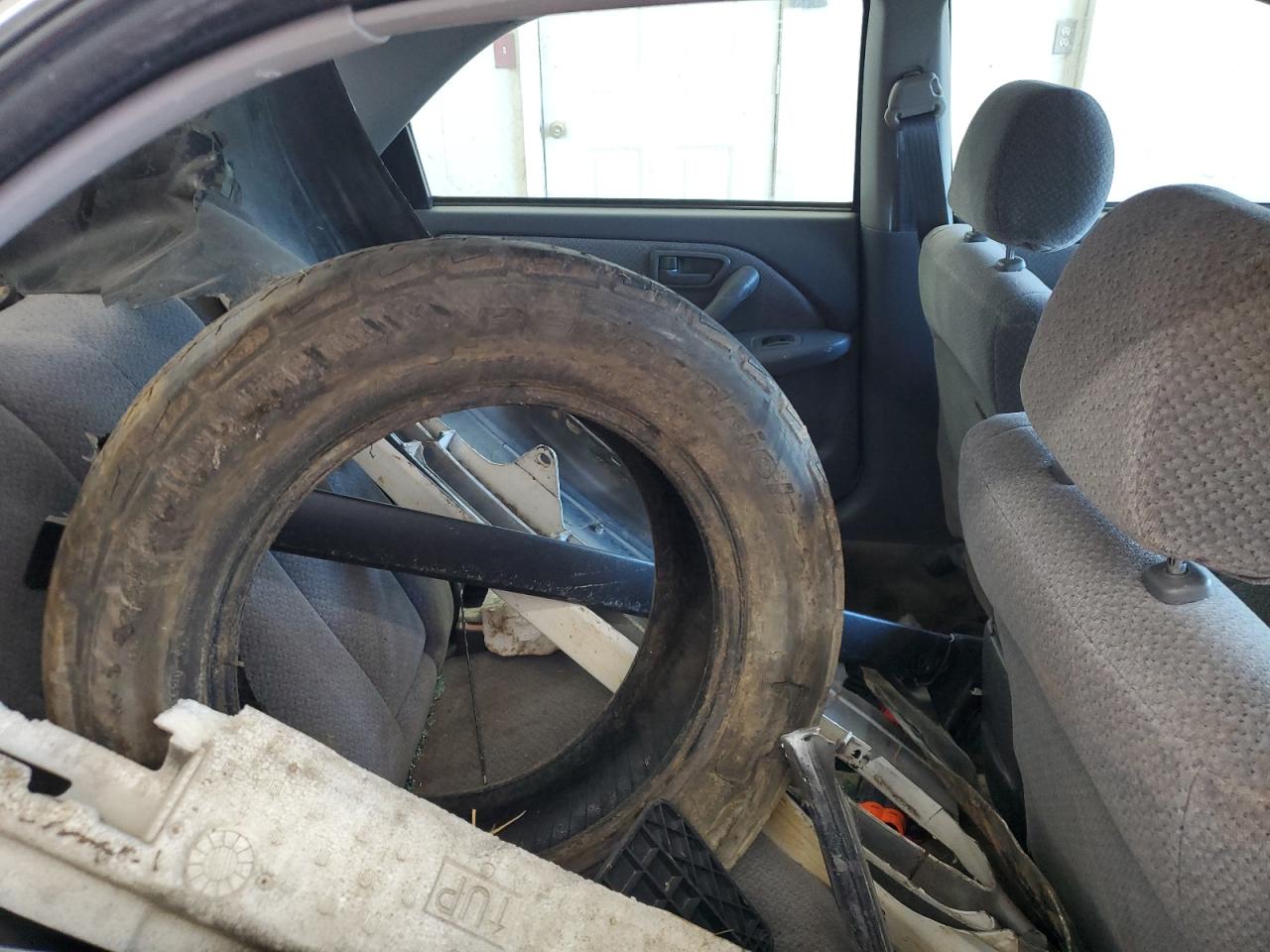 2000 Toyota Camry Ce VIN: 4T1BG22K9YU966085 Lot: 70146495