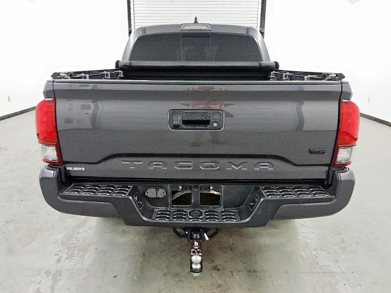  TOYOTA TACOMA 2022 Серый