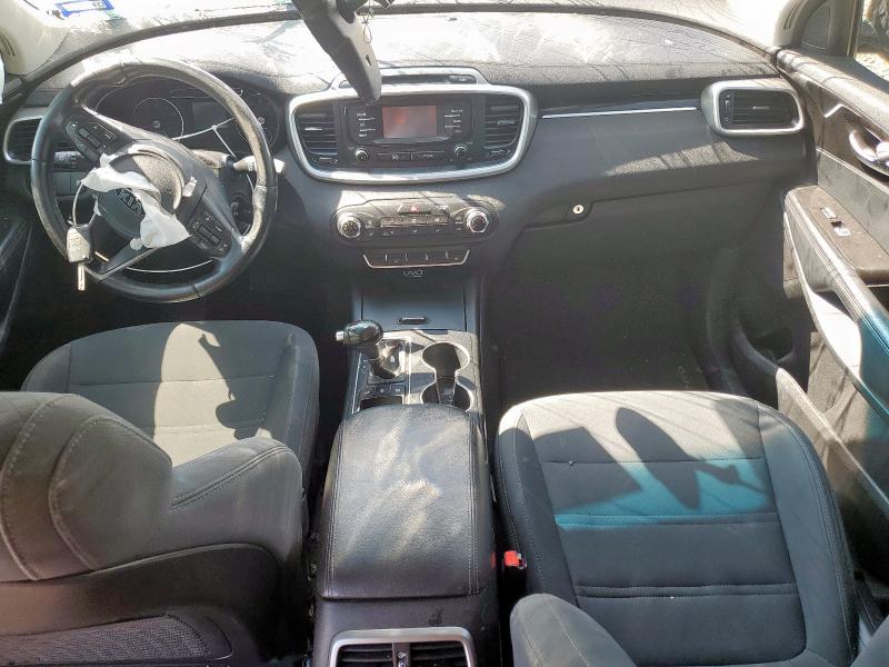  KIA SORENTO 2016 Черный