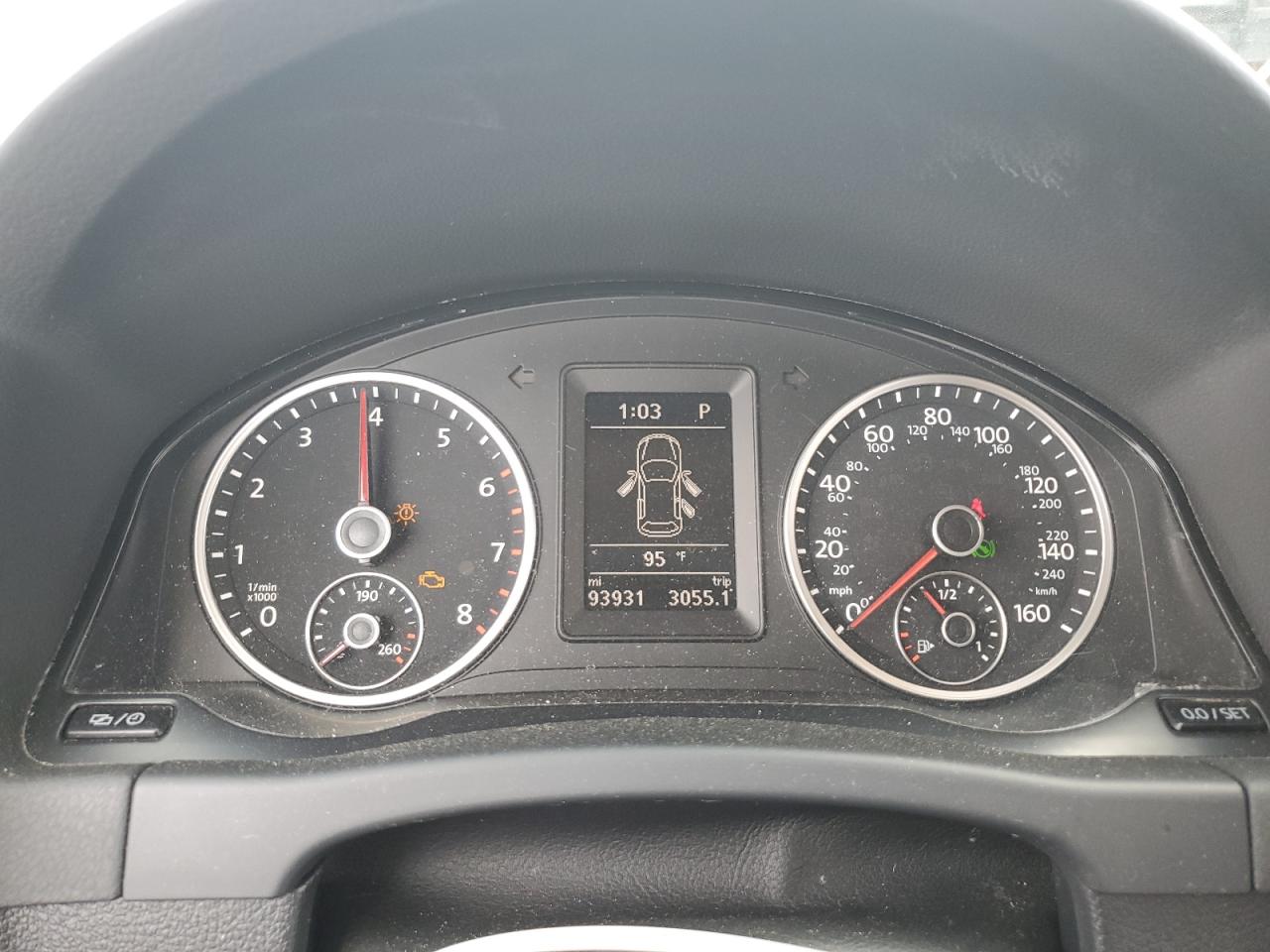 2018 Volkswagen Tiguan Limited VIN: WVGAV7AX3JK002014 Lot: 69226195