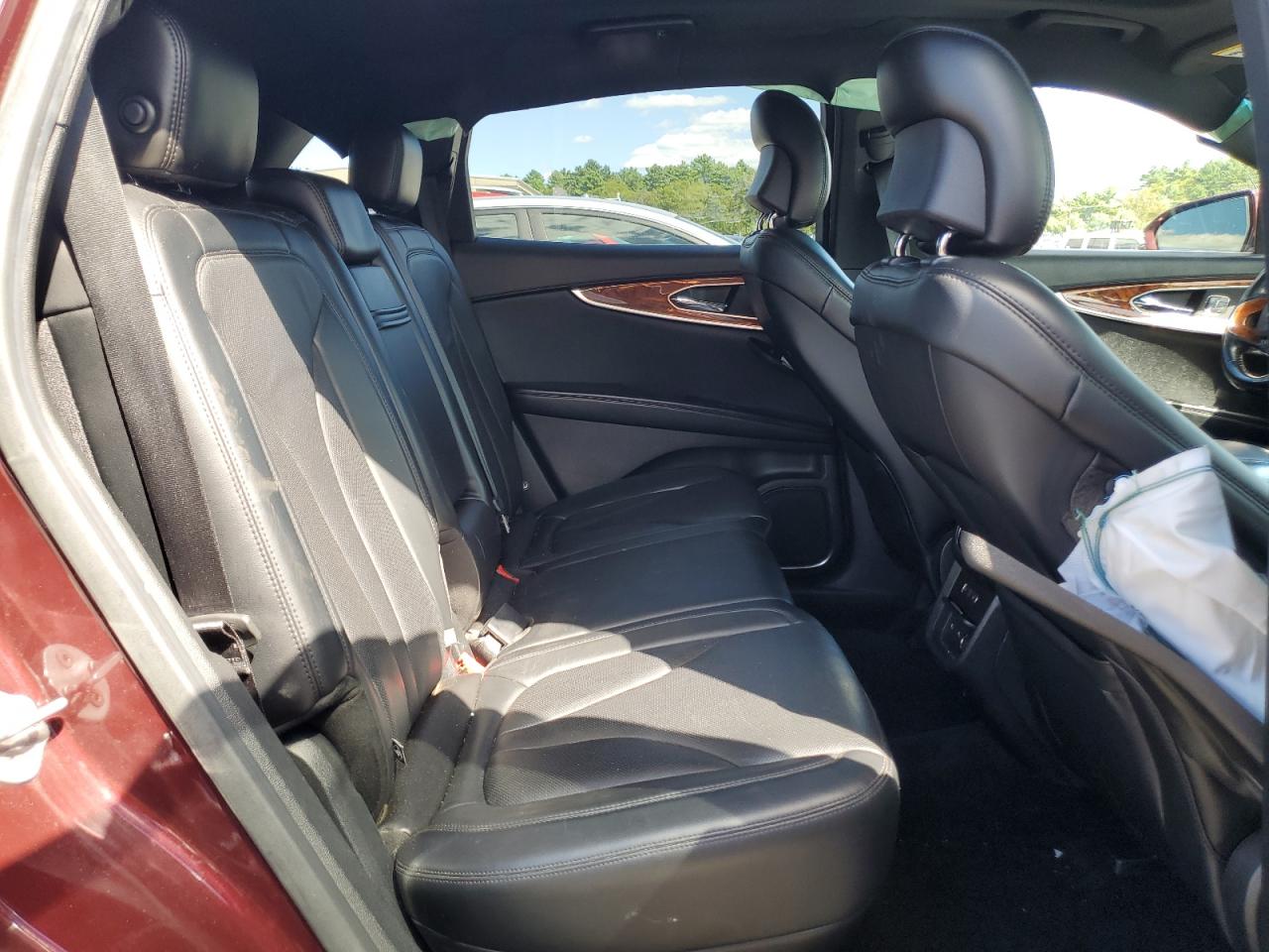 2017 Lincoln Mkx Reserve VIN: 2LMPJ8LR8HBL53262 Lot: 69739695