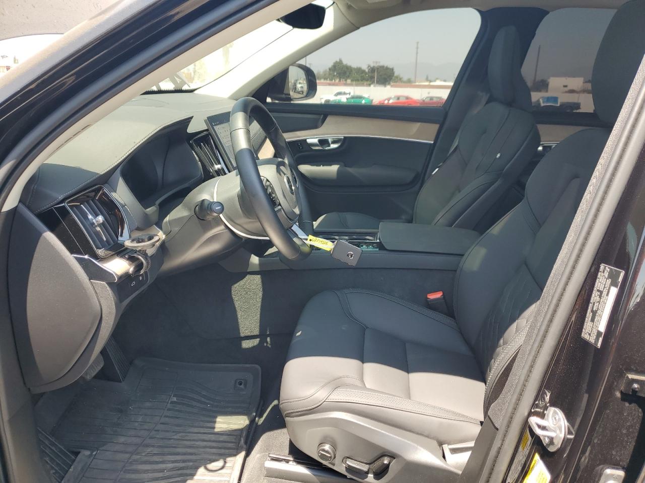 2025 Volvo Xc90 Plus VIN: YV4H60PBXS1363554 Lot: 68819225