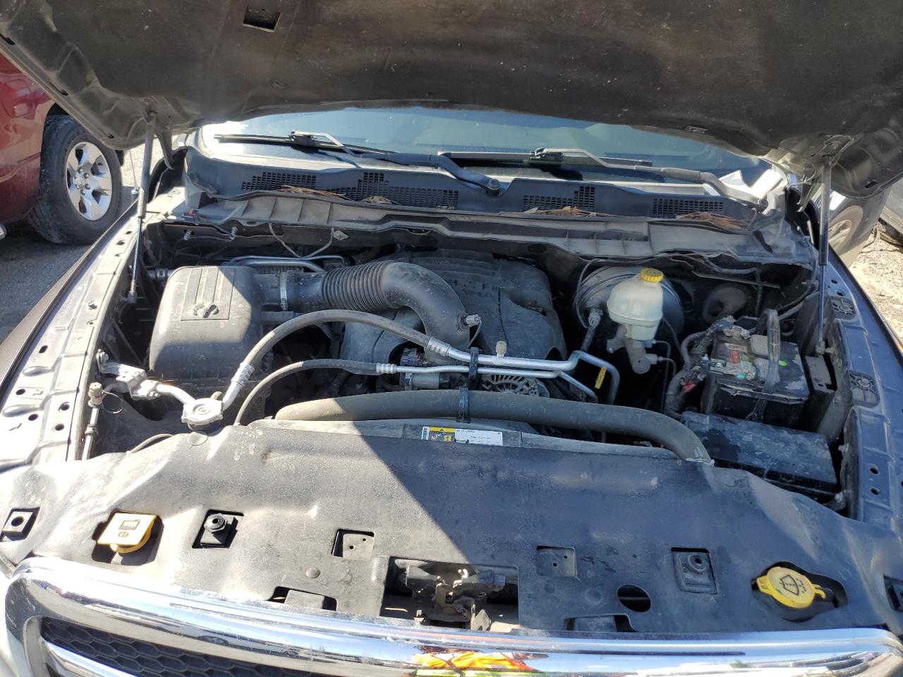 2016 Ram 1500 St VIN: 3C6JR6AT5GG265631 Lot: 68765195