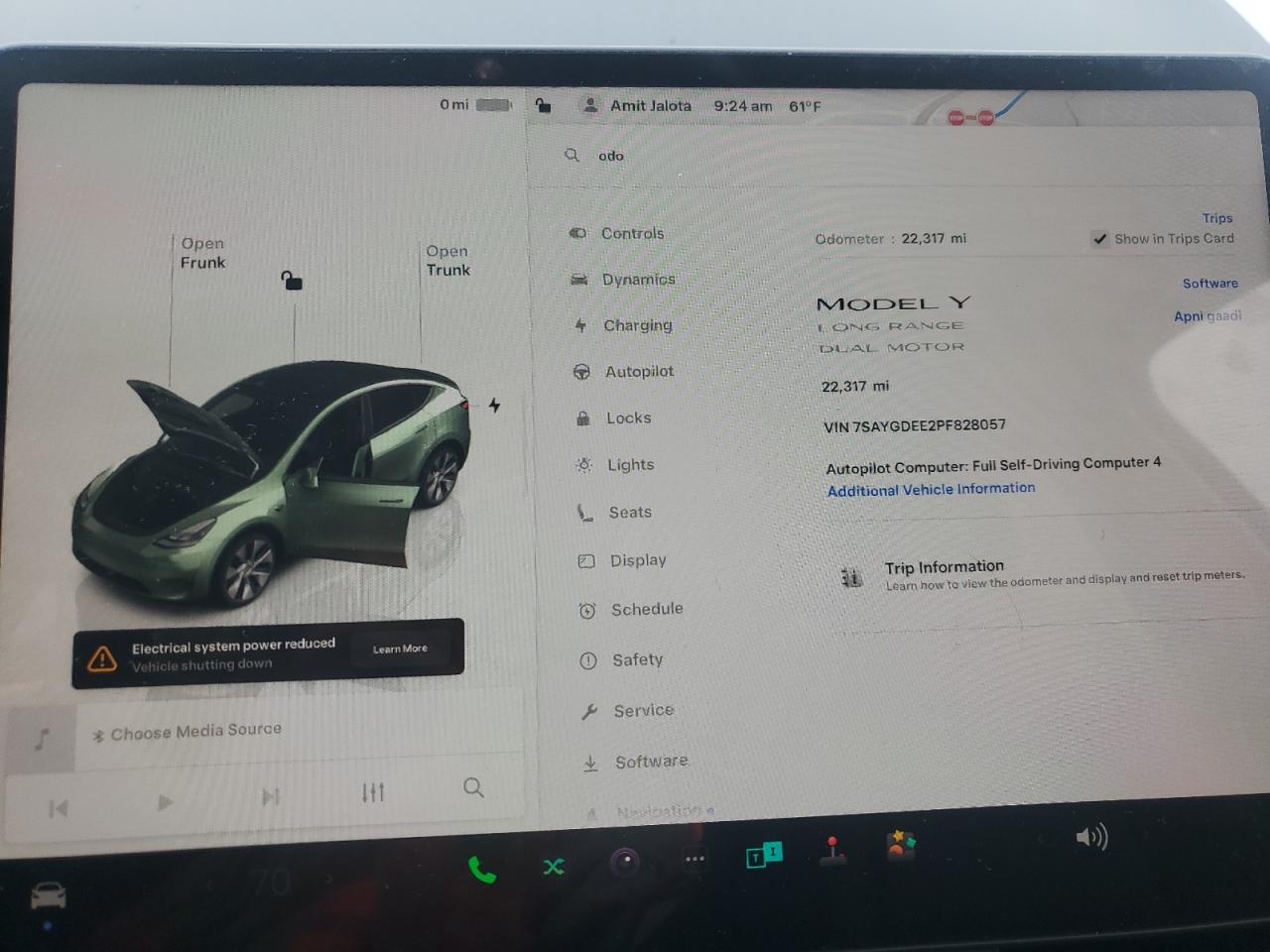 2023 Tesla Model Y VIN: 7SAYGDEE2PF828057 Lot: 68909315