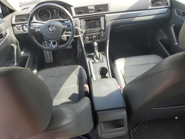  VOLKSWAGEN PASSAT 2018 Черный