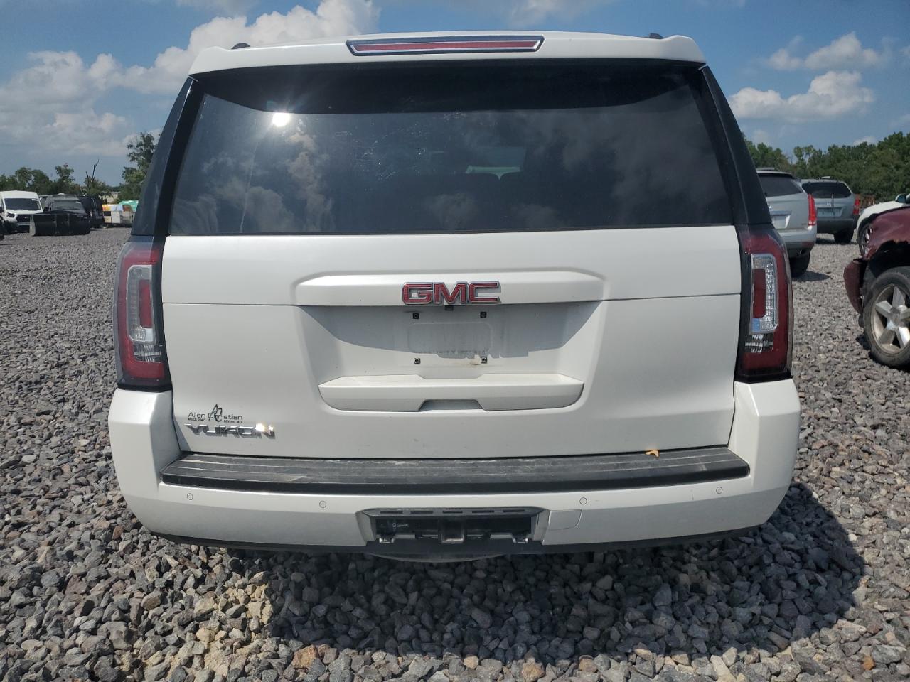 2017 GMC Yukon Slt VIN: 1GKS2BKC8HR150388 Lot: 69267325